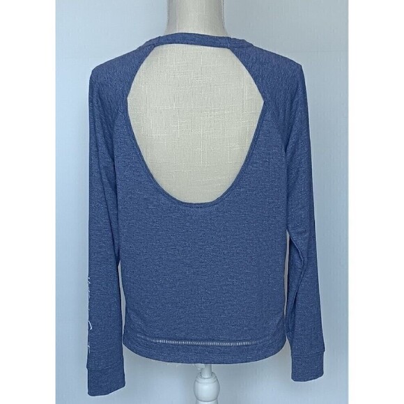 VICTORIA'S SECRET Purple Long Sleeve Pullover Shirt with Cutout Back Size S - Picture 3 of 8